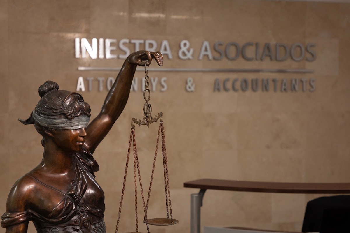 Iniestra Abogados, Otras zonas