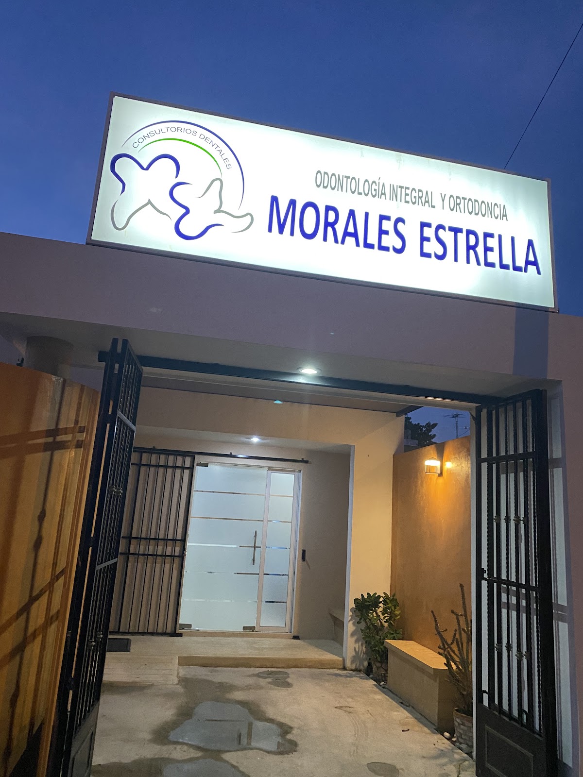 Consultorio Dental, Cholul