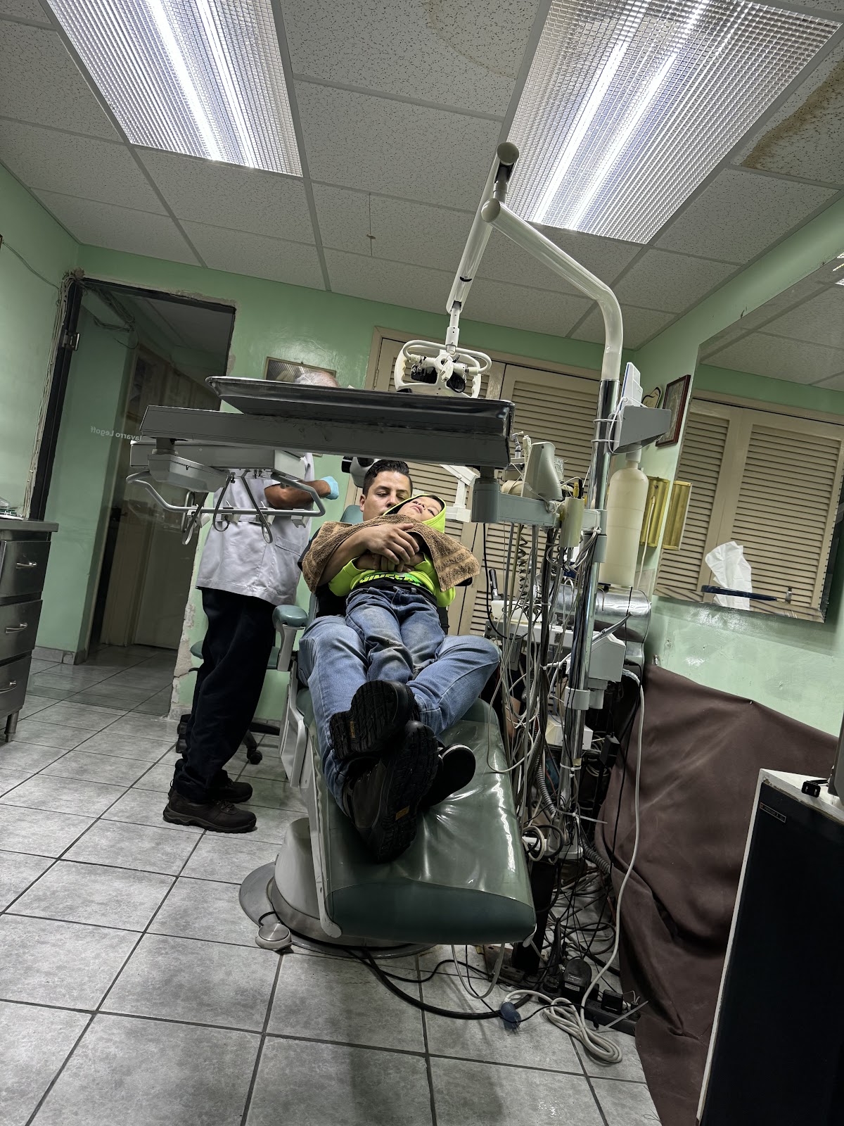 Cirujano Dentista LAS 24 HRS Guadalajara, Zapopan