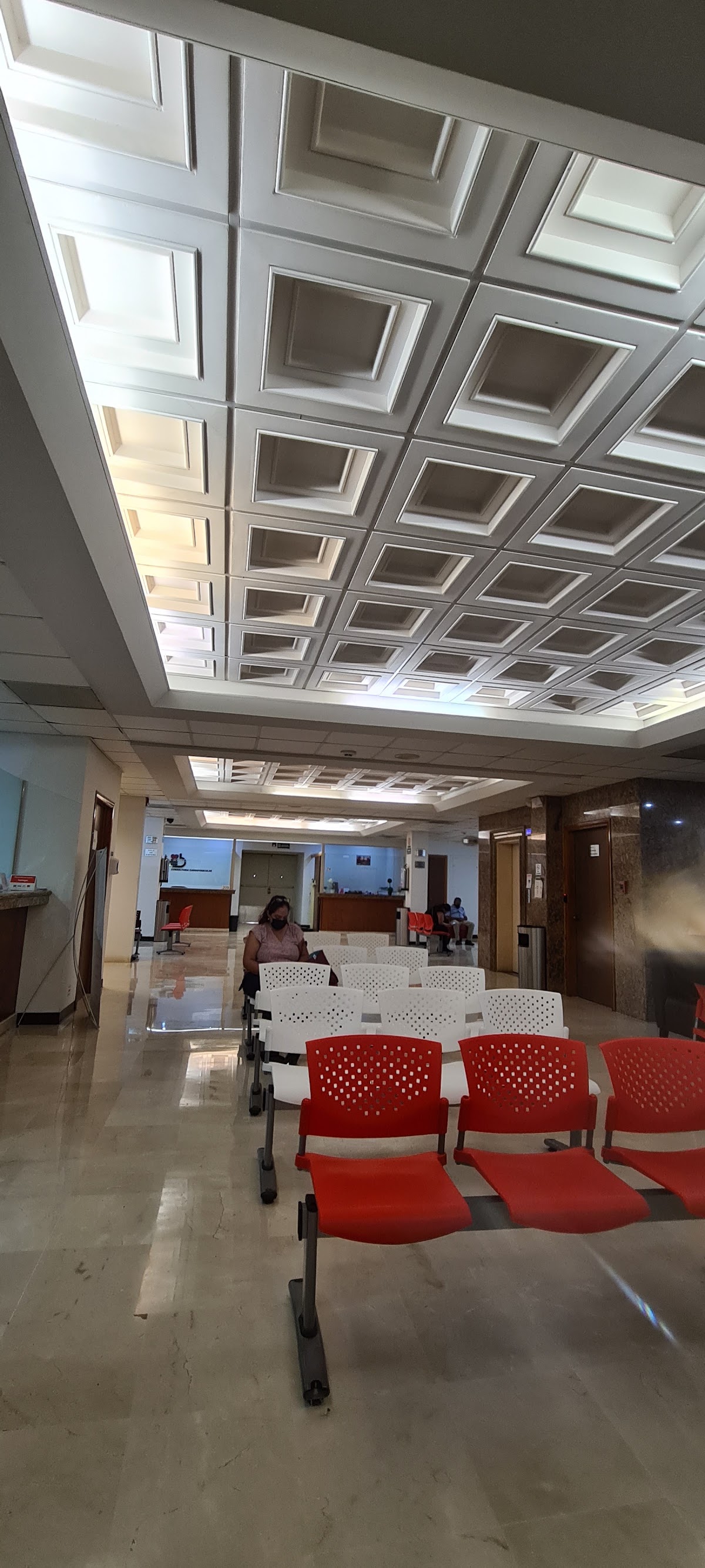 Centro Médico Monterrey, Centro de Monterrey
