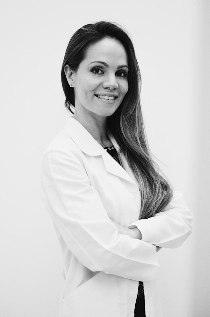 Dra. Sandra Yáñez, Roma