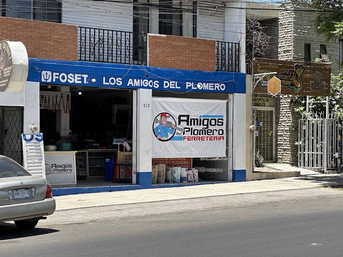 Ferretería Los Amigos del Plomero suc, Sur
