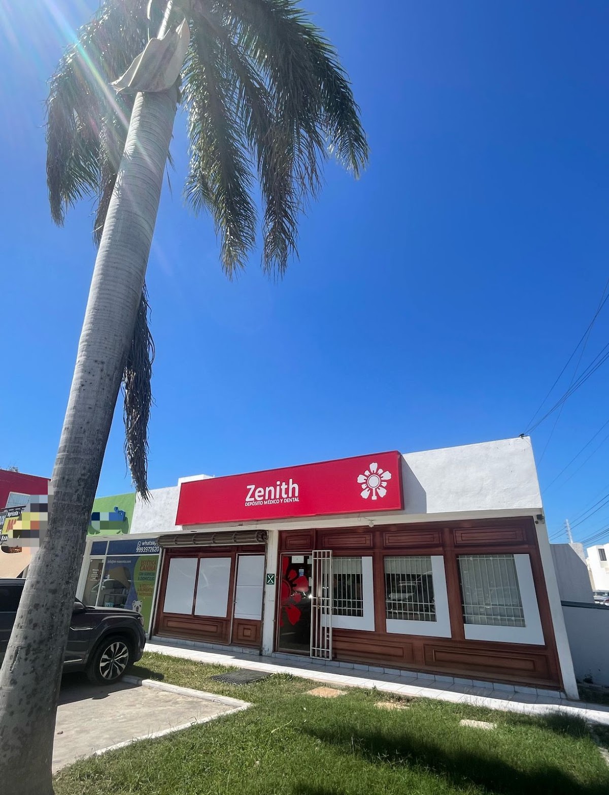 Zenith Deposito Dental y Médico, Cholul