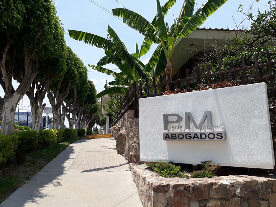 Puente Abogados, Campestre
