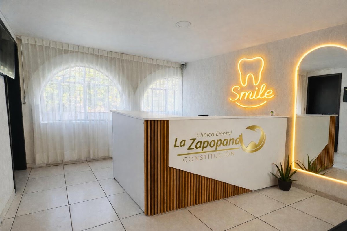 Clínica Dental la Zapopana (Sucursal Constitución), Zapopan