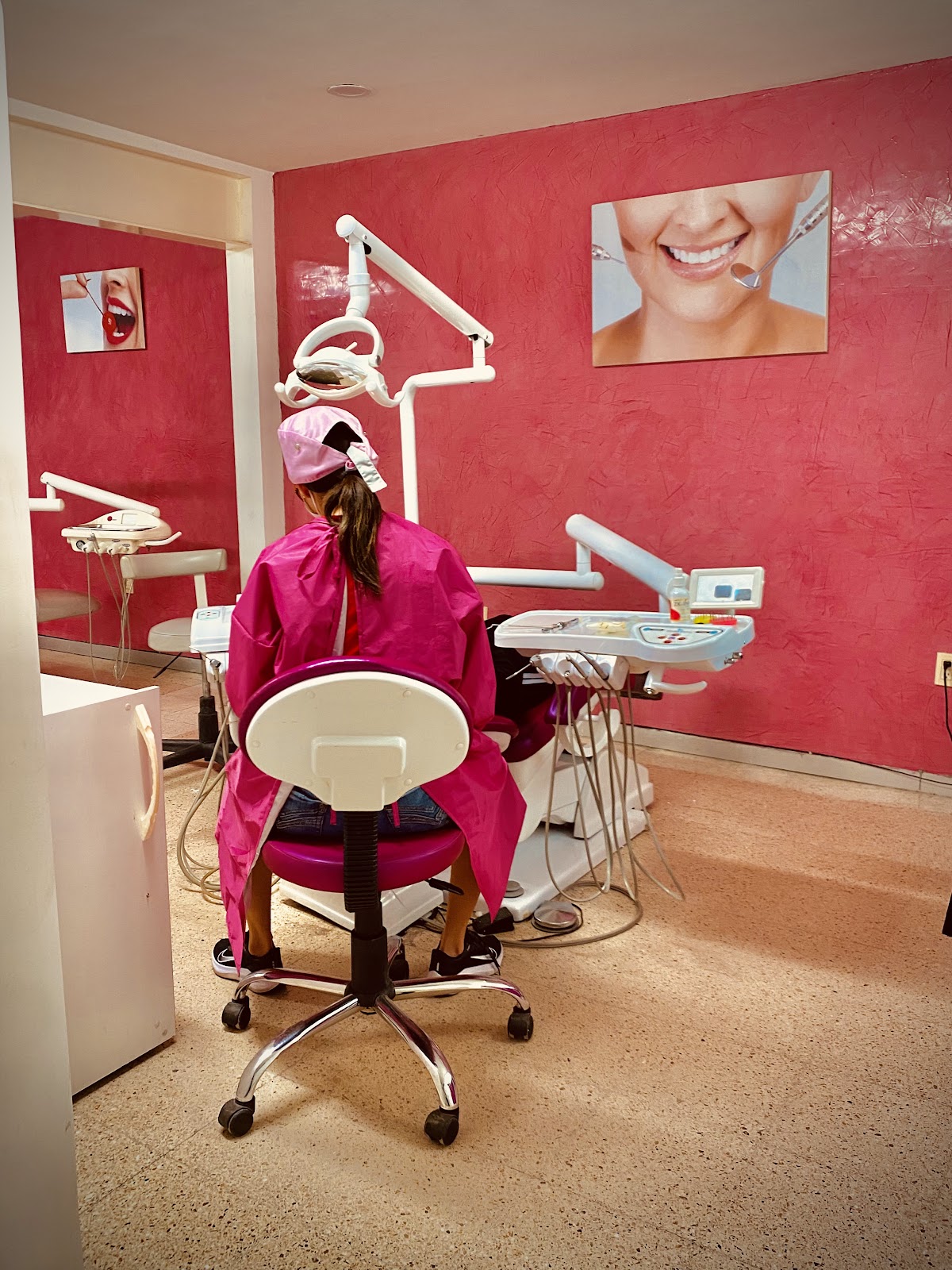 Clínica Neo dental, Otras zonas