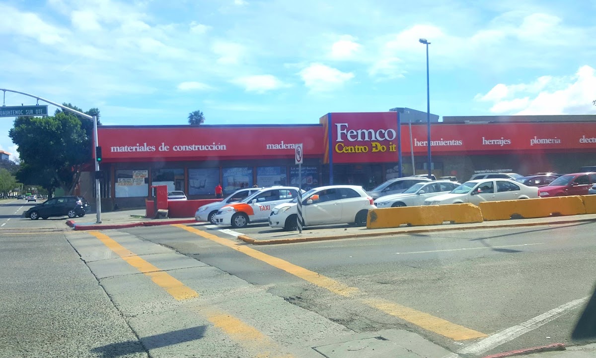 Femco Centro Do it Río, Zona Río