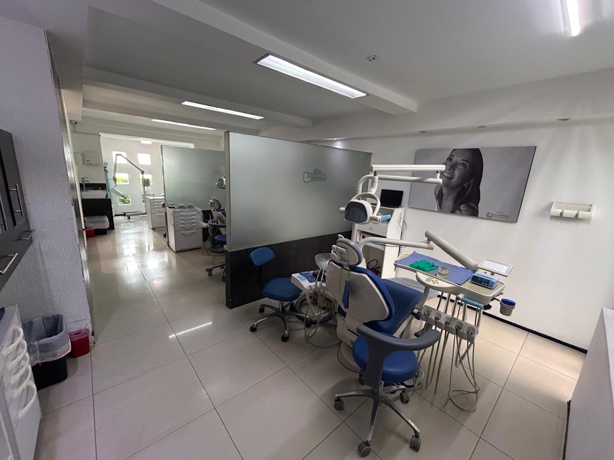 Clínica NeoDental - Especialistas en Generar Sonrisas, Campestre