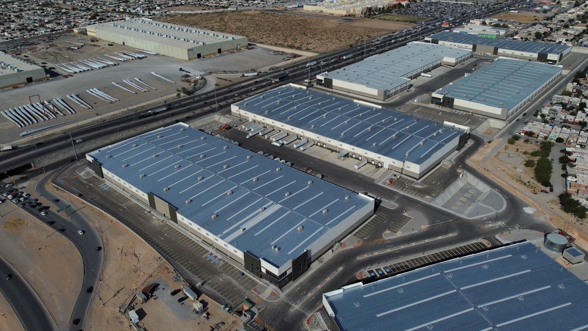 Innovaciones Electricas, Centro