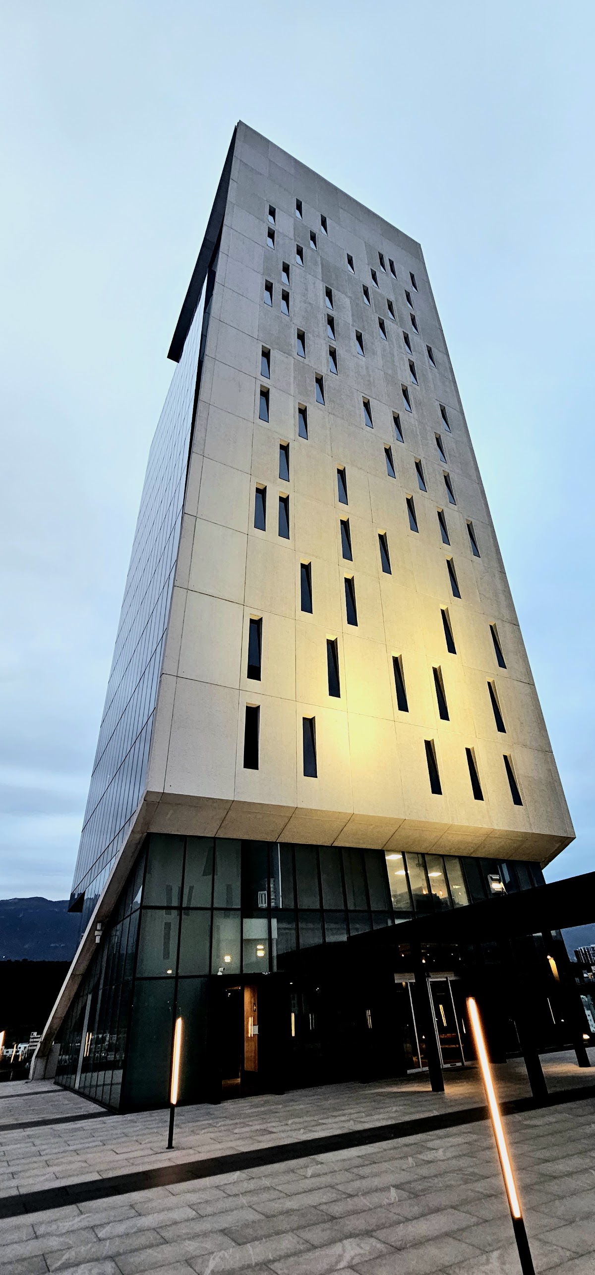 Alterna Torre Hidalgo, Centro de Monterrey