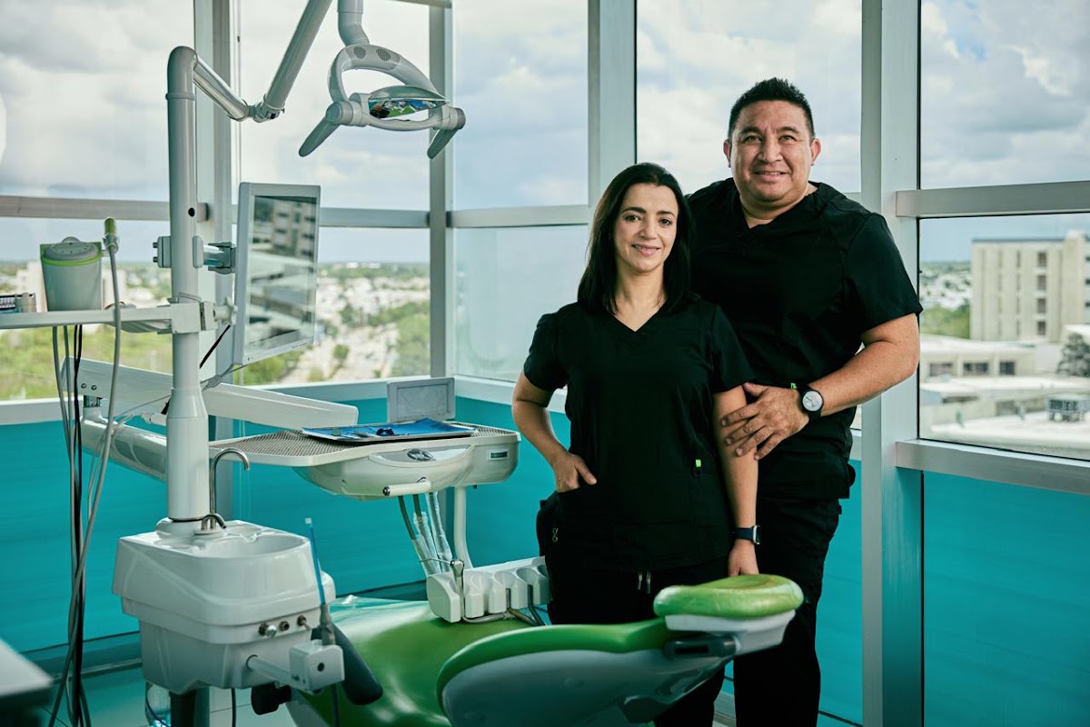 GED: Gracia y Erik Dentistas, Altabrisa
