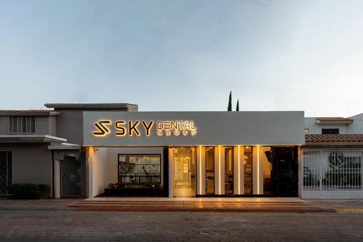 SKY Dental Group, Sur