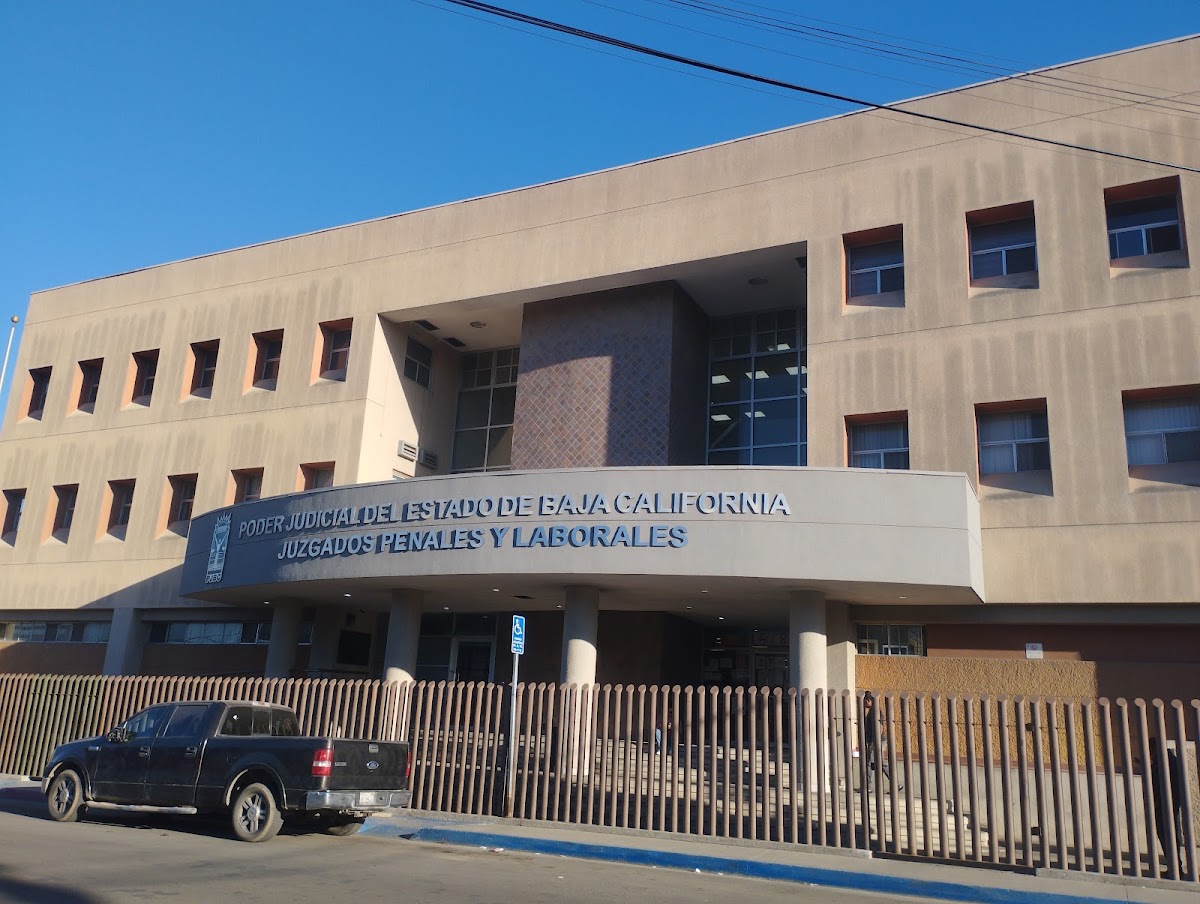 Abogado laboral Christian Lara Tijuana, Zona Río