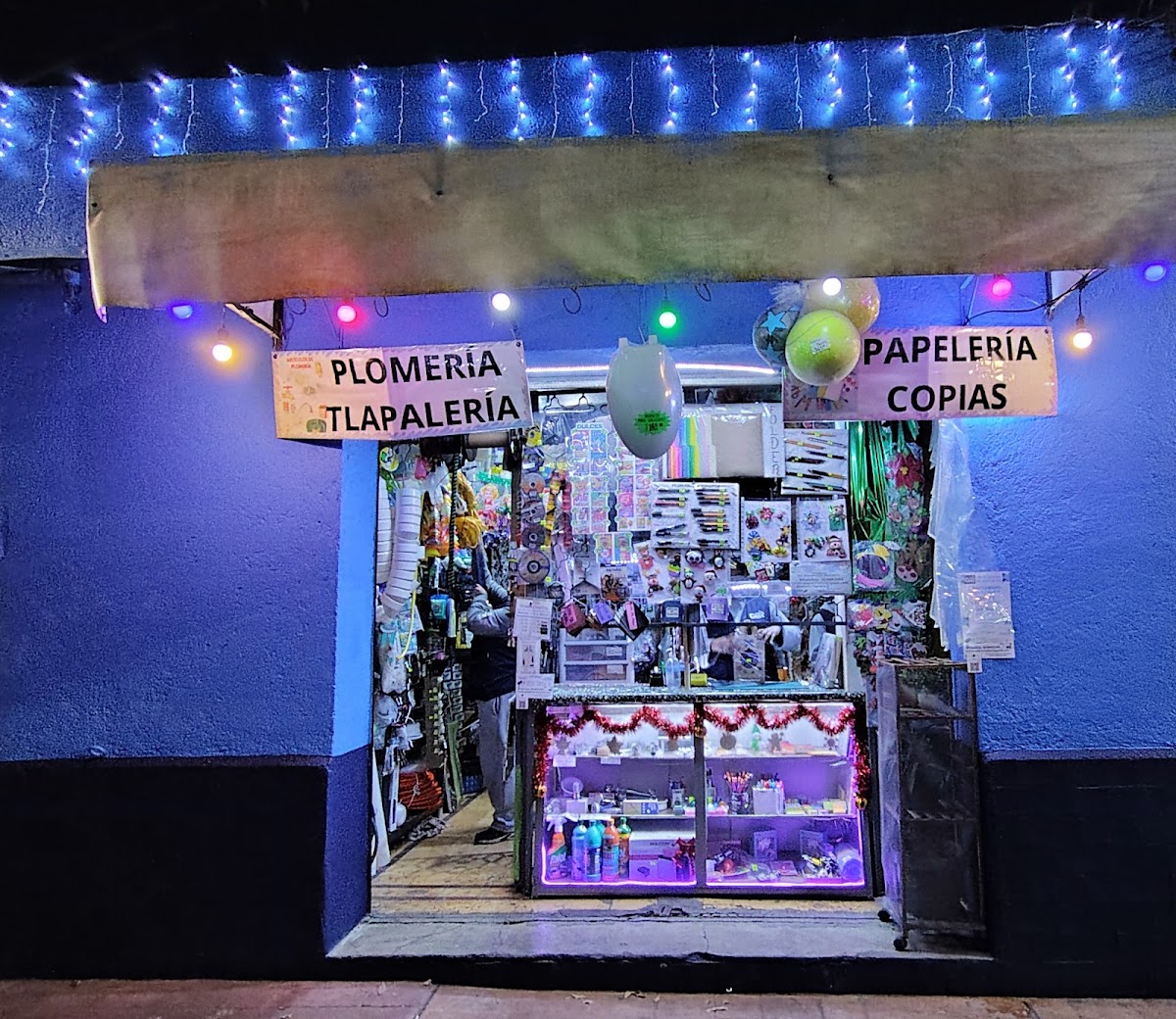 Plomería, Tlapaleria, Papelería y +, Otras zonas