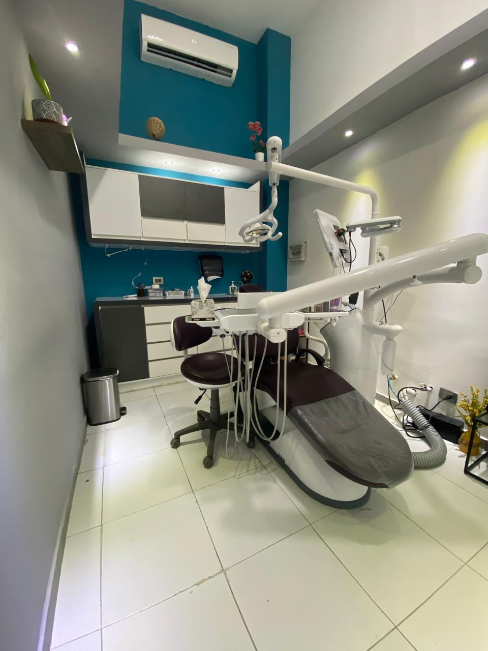 Dentistas Militares, Altabrisa