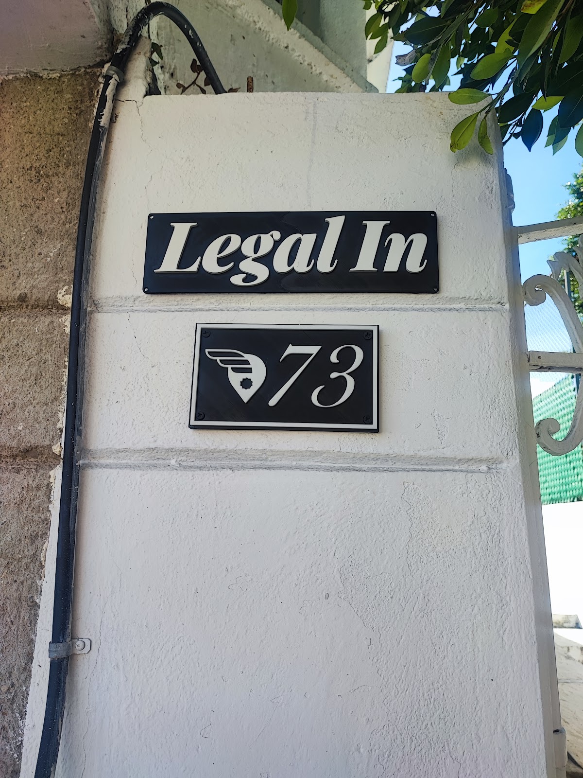 Legal In, Cholula