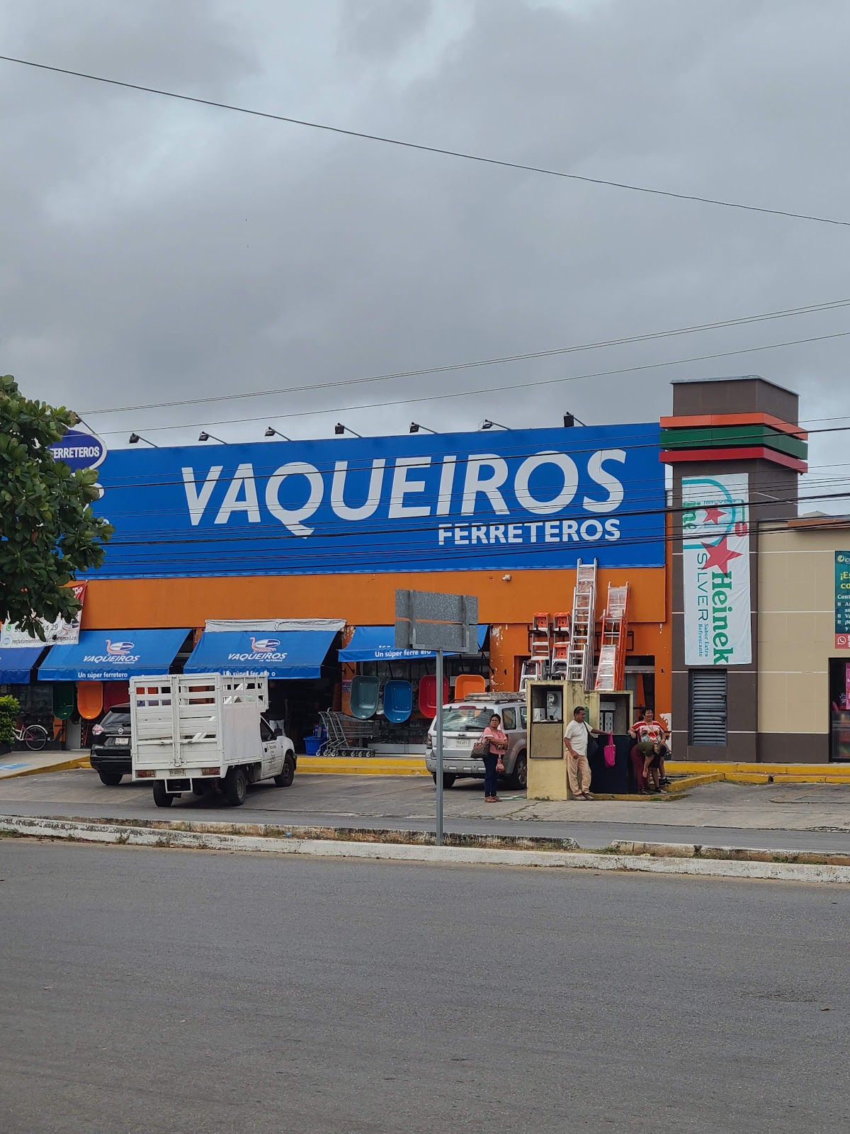 Vaqueiros Ferreteros Montecristo, Otras zonas
