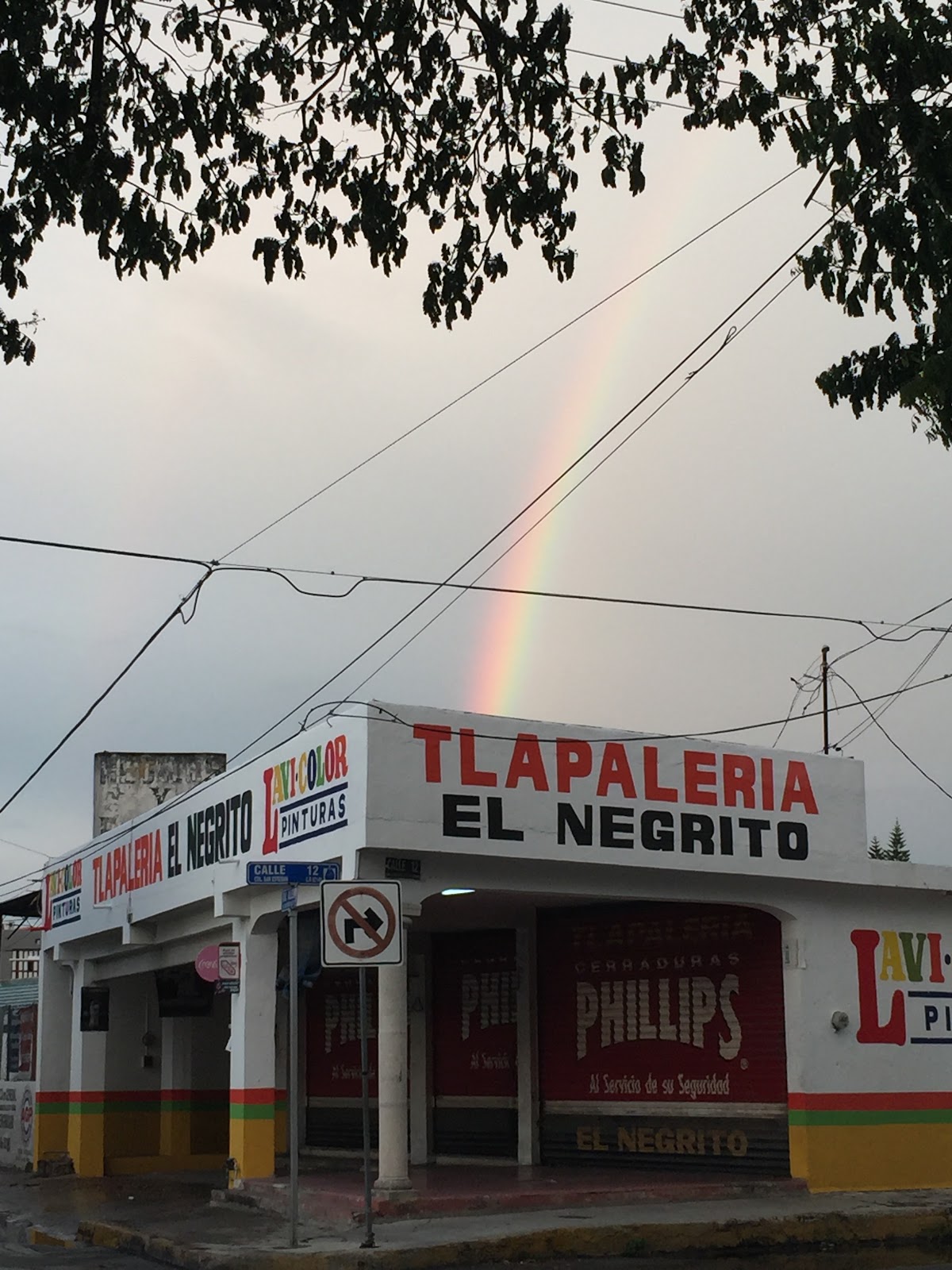 Tlapalería El Negrito, Otras zonas