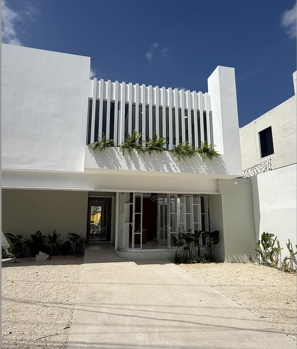 Dérmica Klinik, Altabrisa