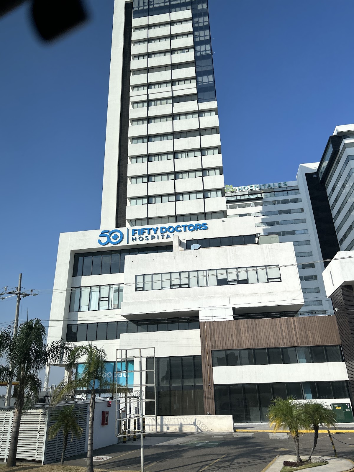 Torres Médicas de Angelópolis, Otras zonas