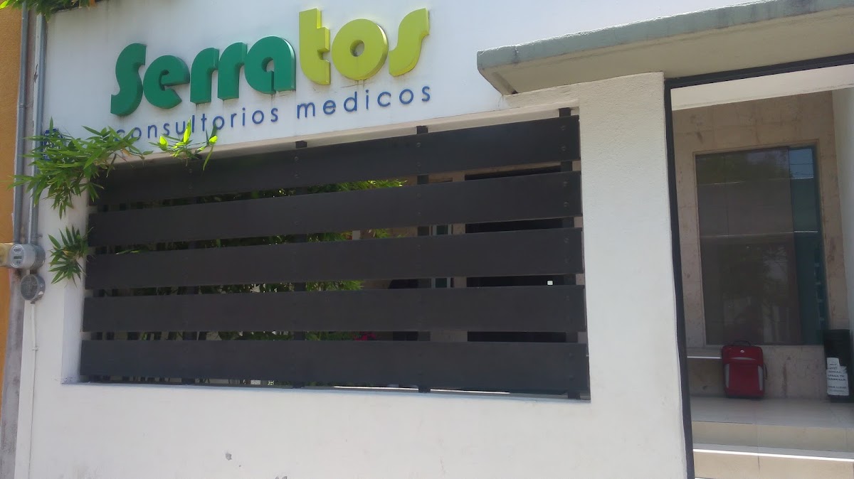 SERRATOS Clinica De Displasias Y Embarazo De Alto Riesgo, Centro