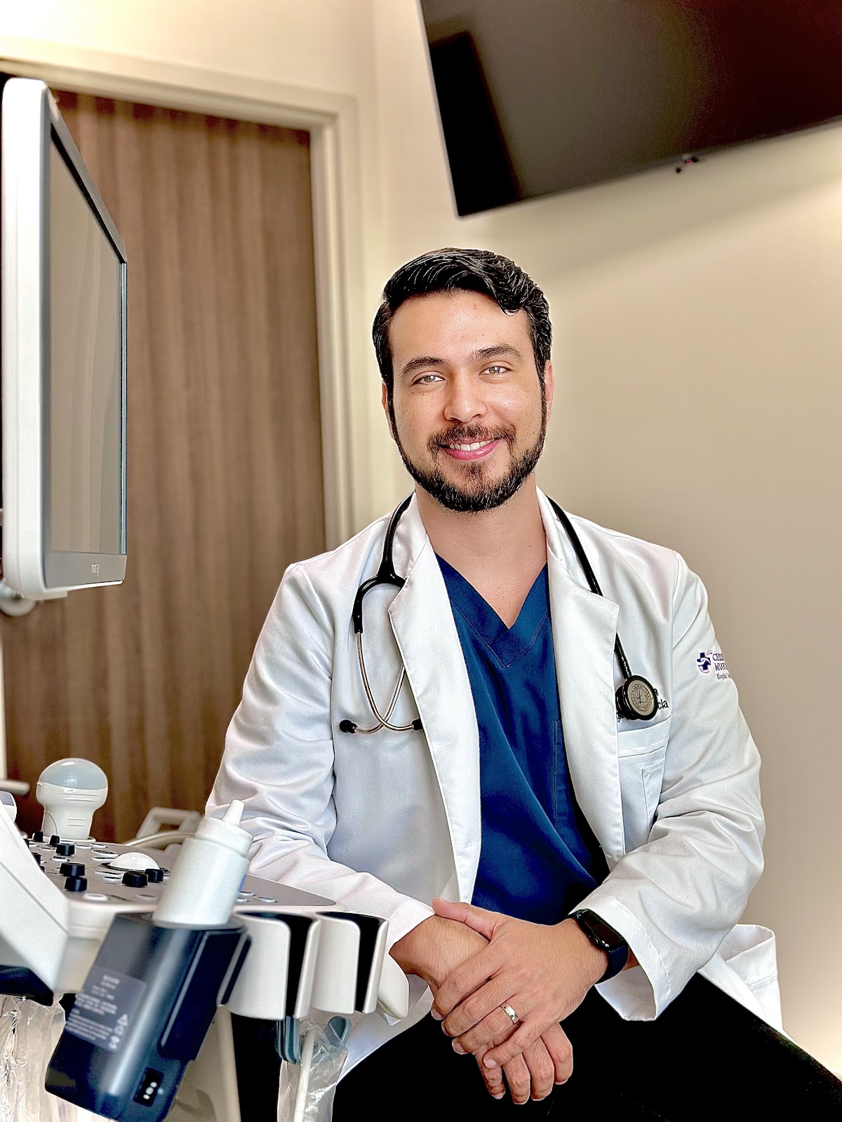 Dr Ramón Emmanuel Villanueva Ginecólogo, Cumbres