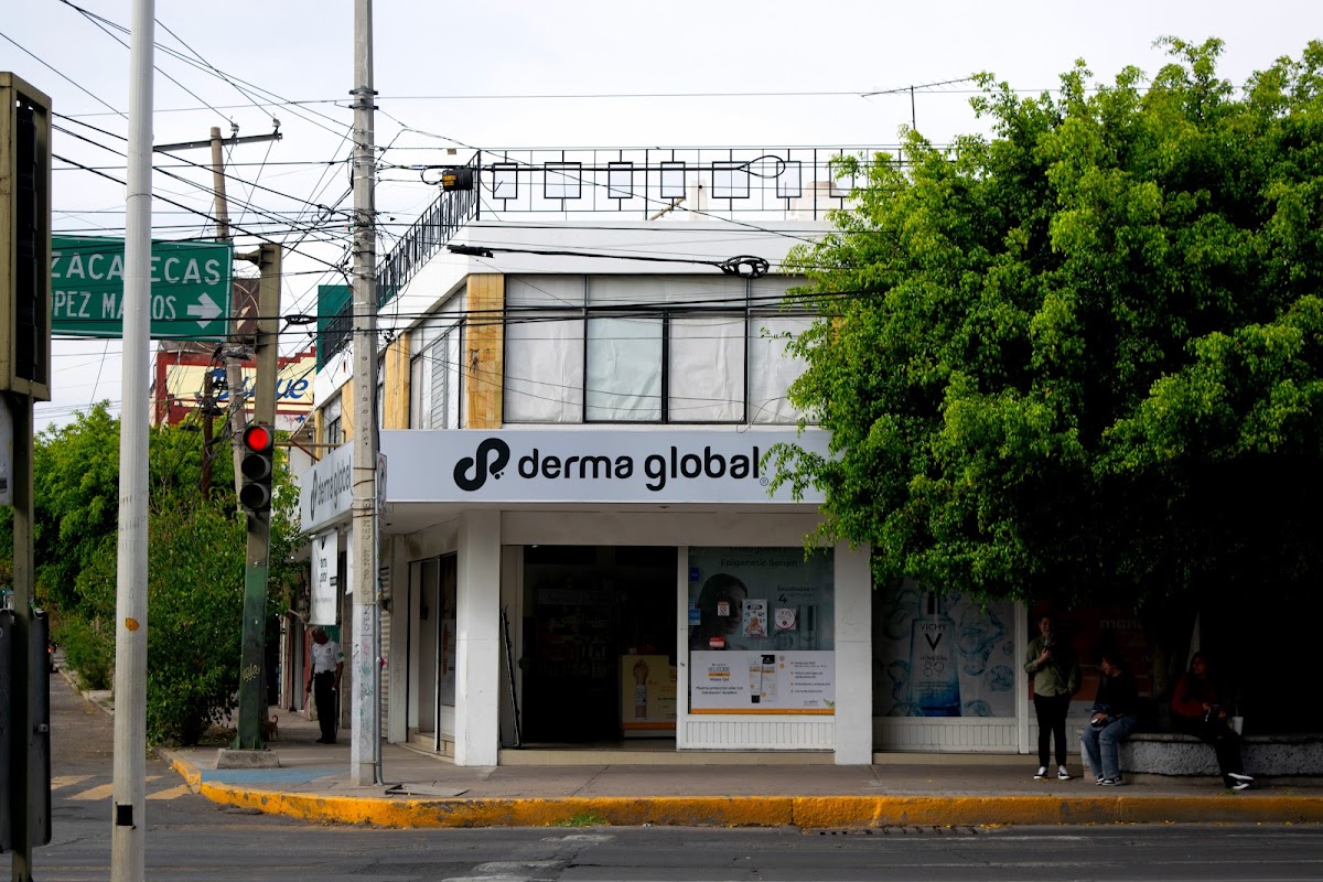 Farmacia Dermatológica Derma Global Sucursal Centro, Centro