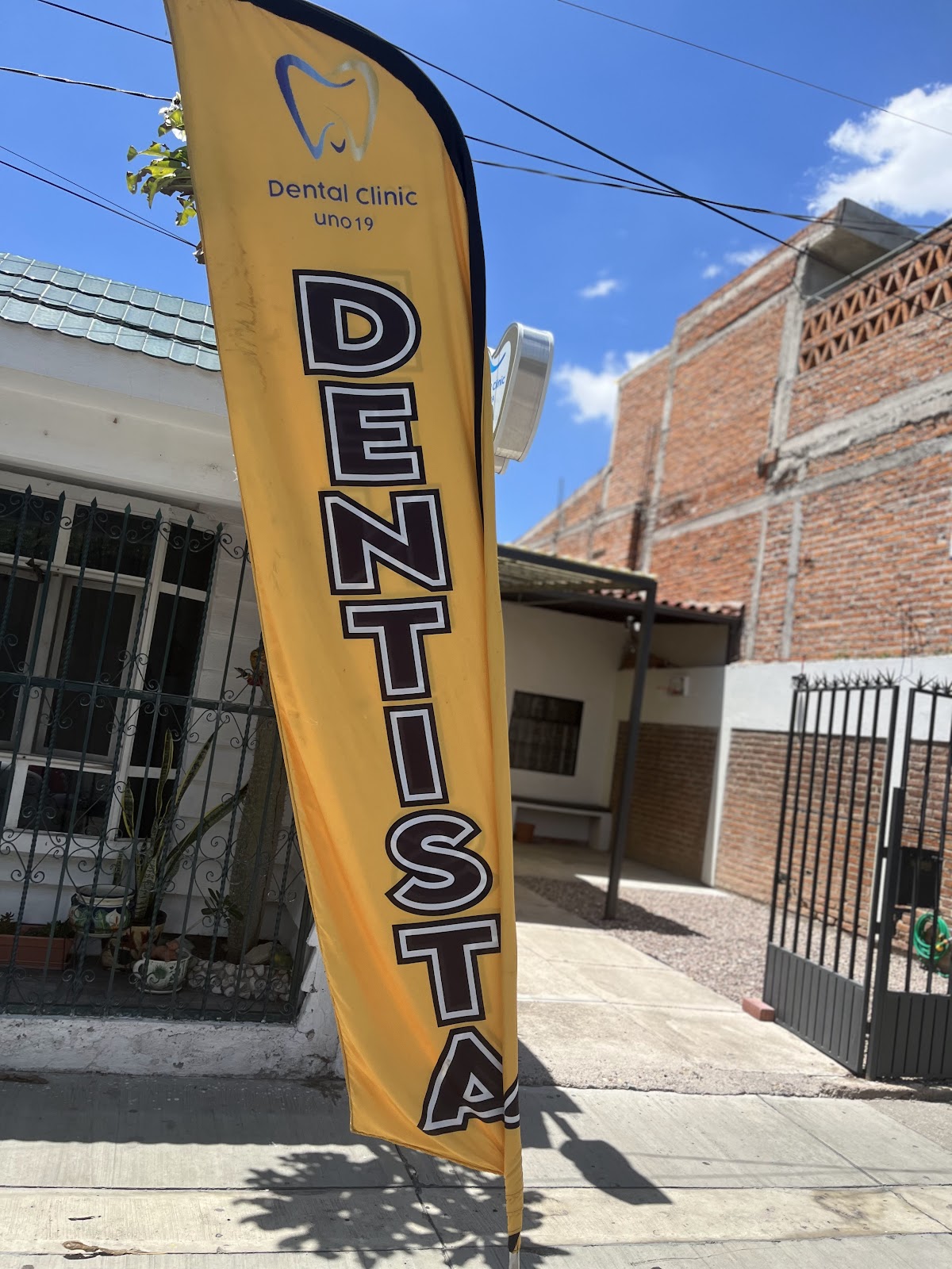 Clinica dental uno19, Otras zonas