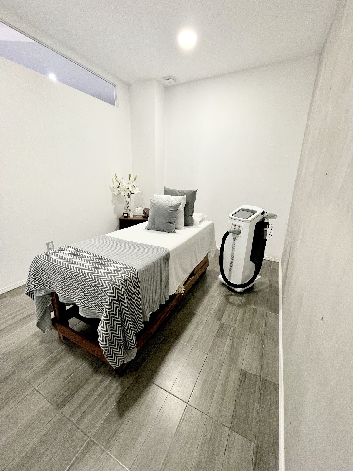 Kioo Center, Zona Hotelera