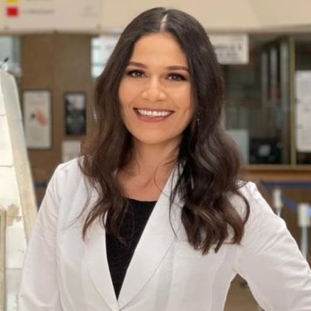 Gabriela Carrillo Aréchiga, Dermatólogo, Zona Río