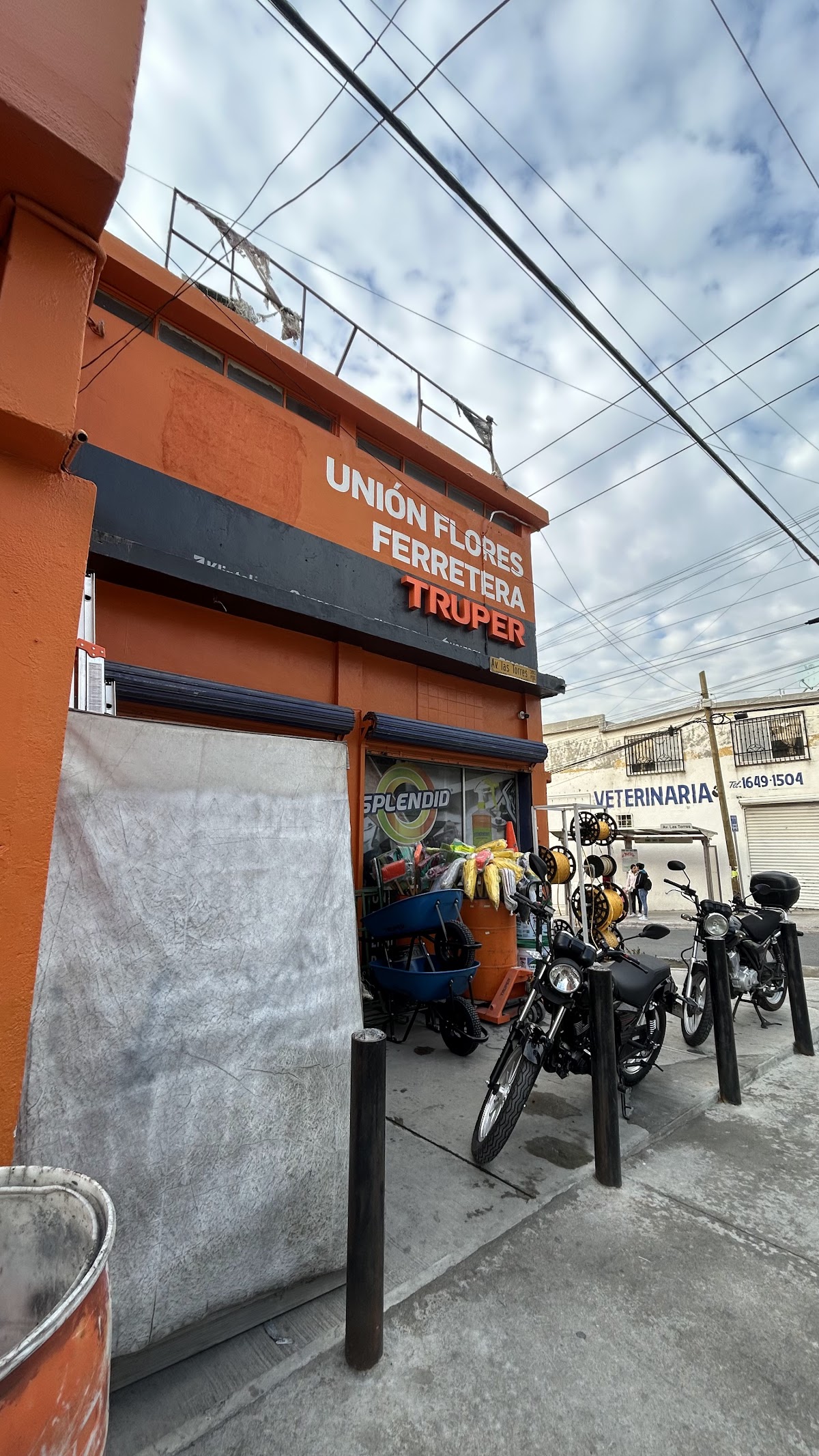 Unión Flores Ferretera, S.A. de C.V., San Pedro Garza García