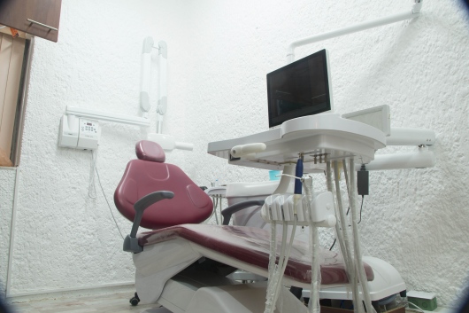 Dr. Kiyonobu Takizawa, Dentista - Odontólogo, Otras zonas