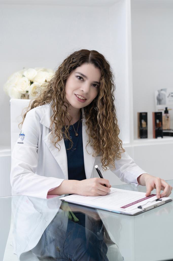 Dra. Lupita Salas-Dermatóloga, Zapopan