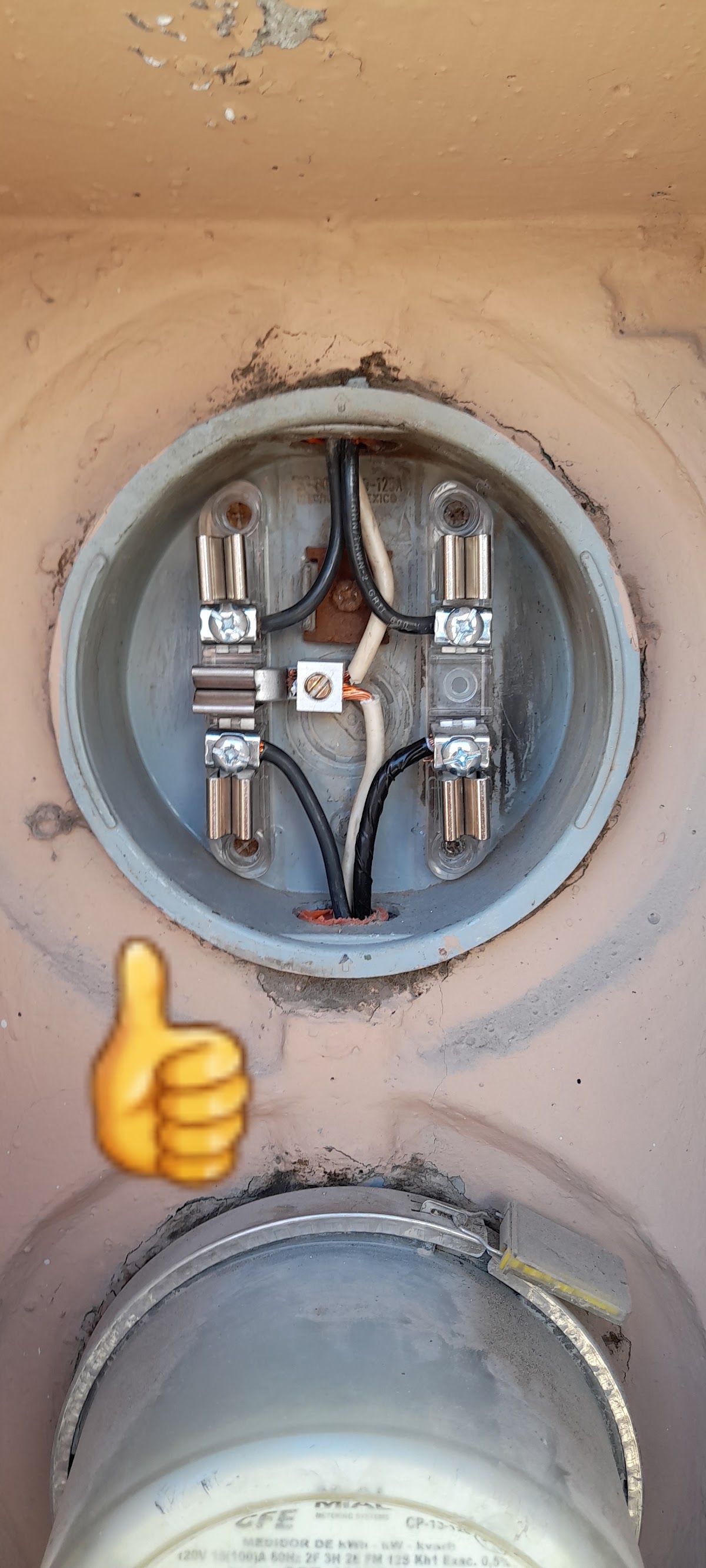 Electricista ( R.A.F ), Otras zonas