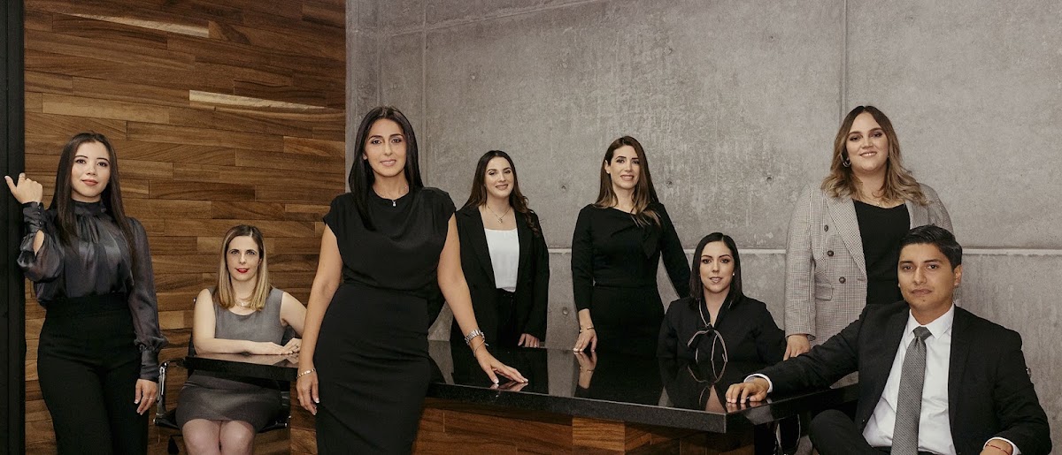 Corporativo Legal Zambrano y Asociados, Zona Río