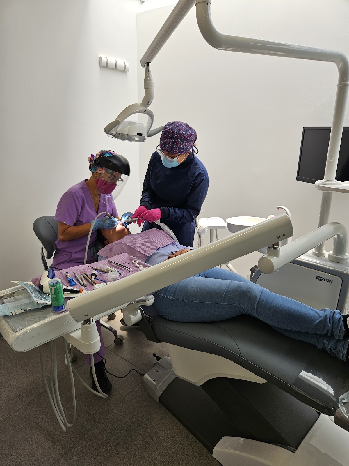 Dentista Zafil. Odontología especializada, Condesa