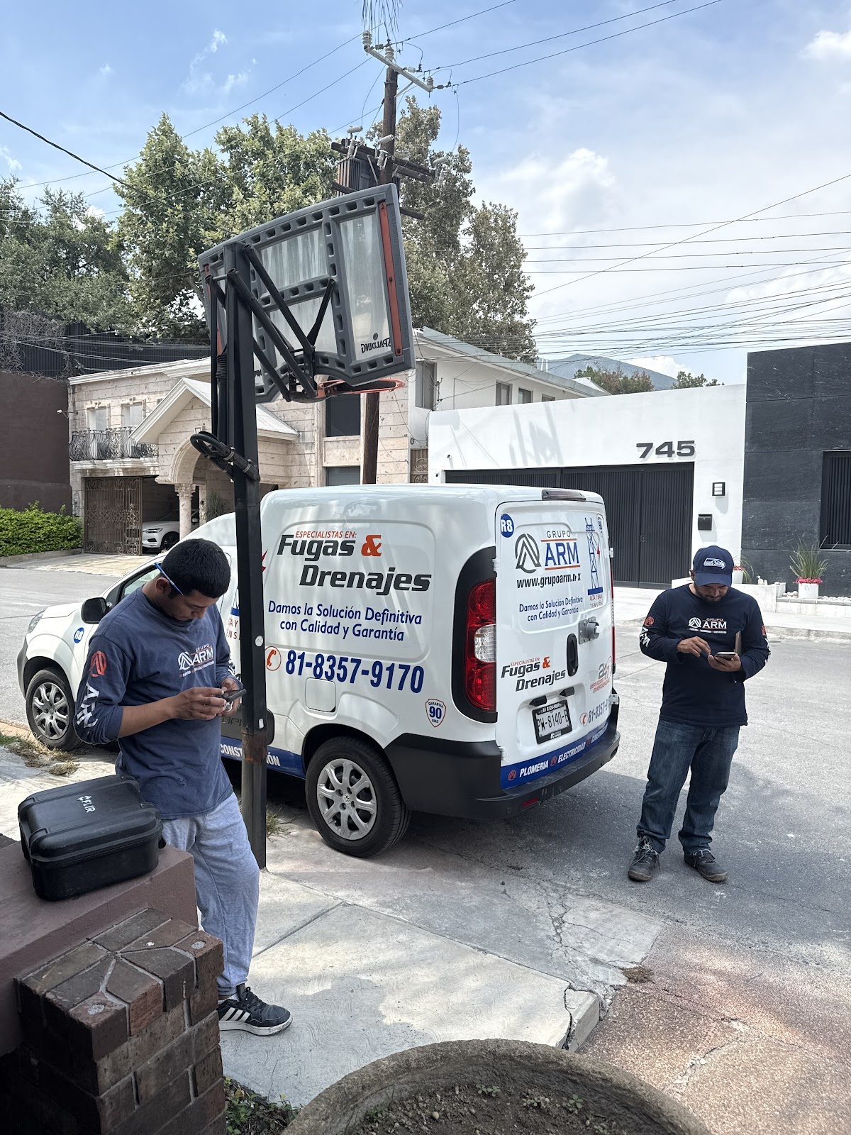 GRUPO ARM Plomeros y Eléctricos, Otras zonas