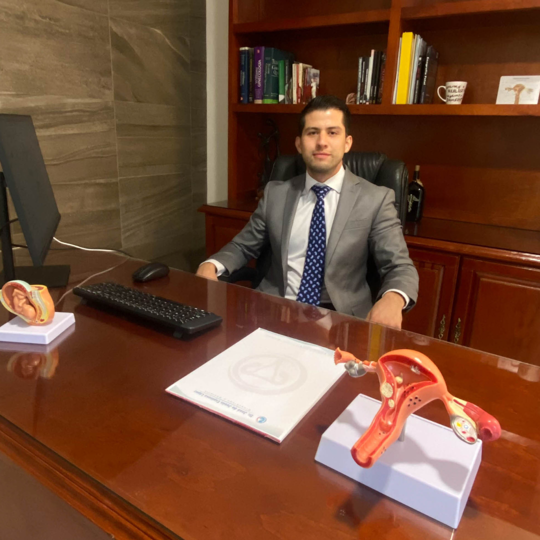 Dr. Jesús Espinosa López Ginecólogo Obstetra en Aguascalientes, Sur