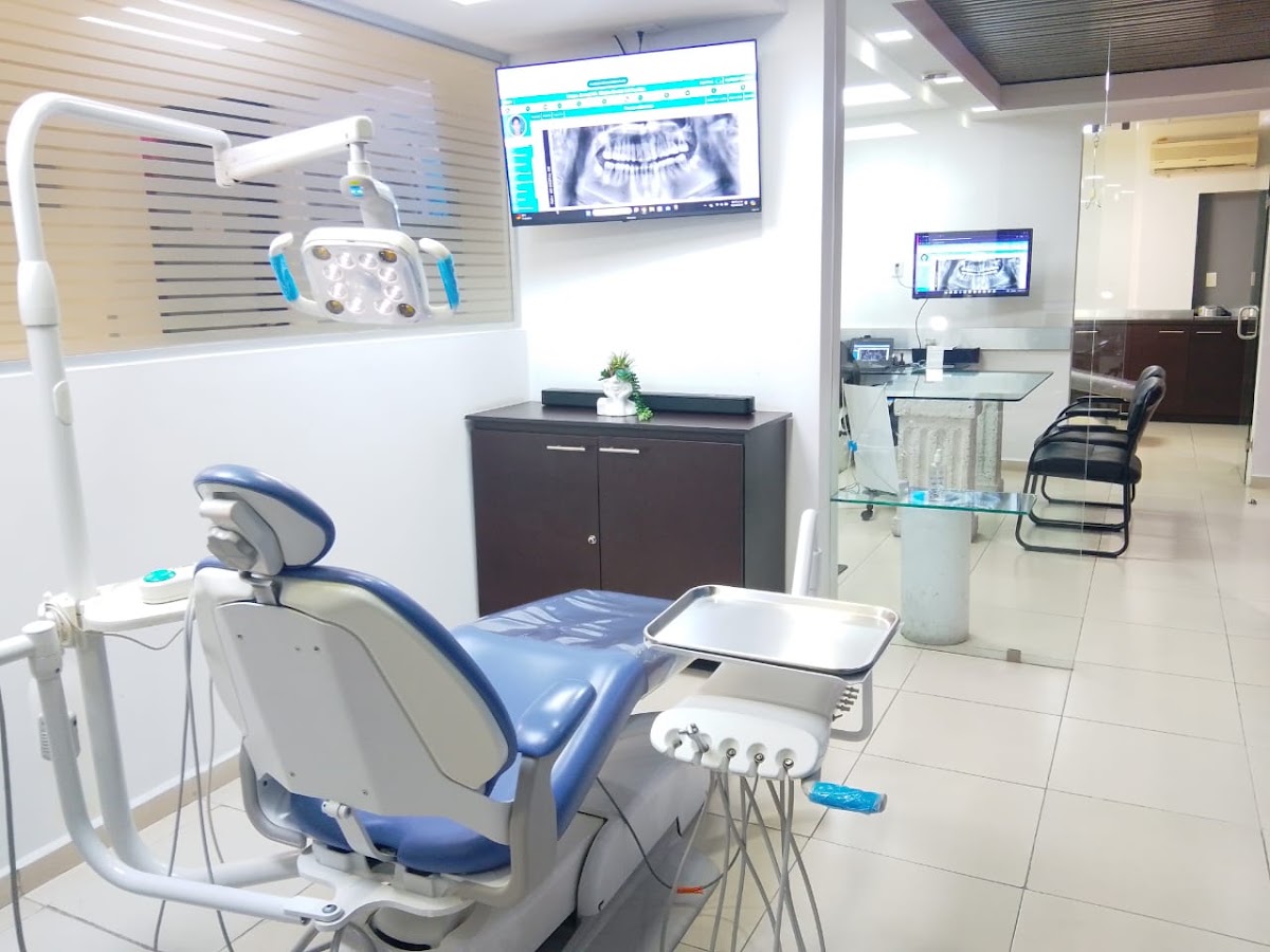 Clinica Dental HR, Centro de León