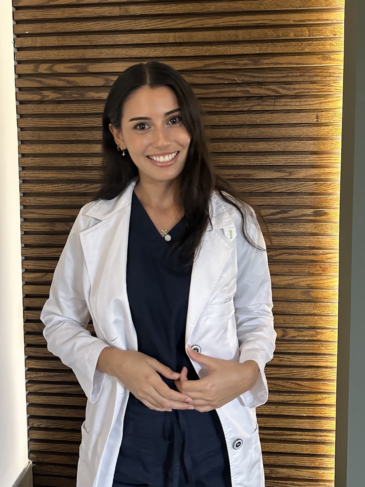 Dra. Alejandra Morales Cirujano Dentista, Altabrisa