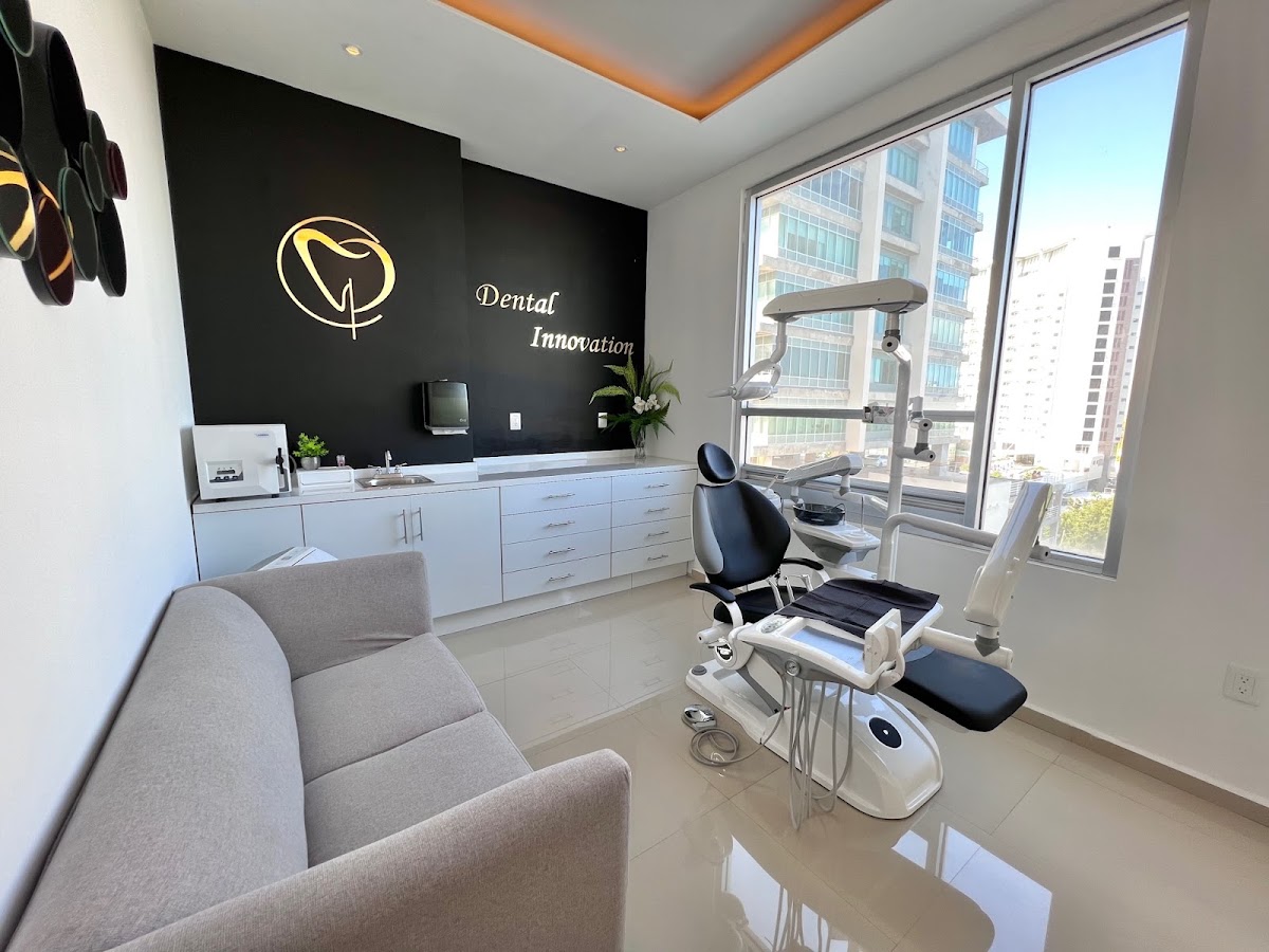 Dental Innovation Queremos Verte Sonreir, Zona Hotelera