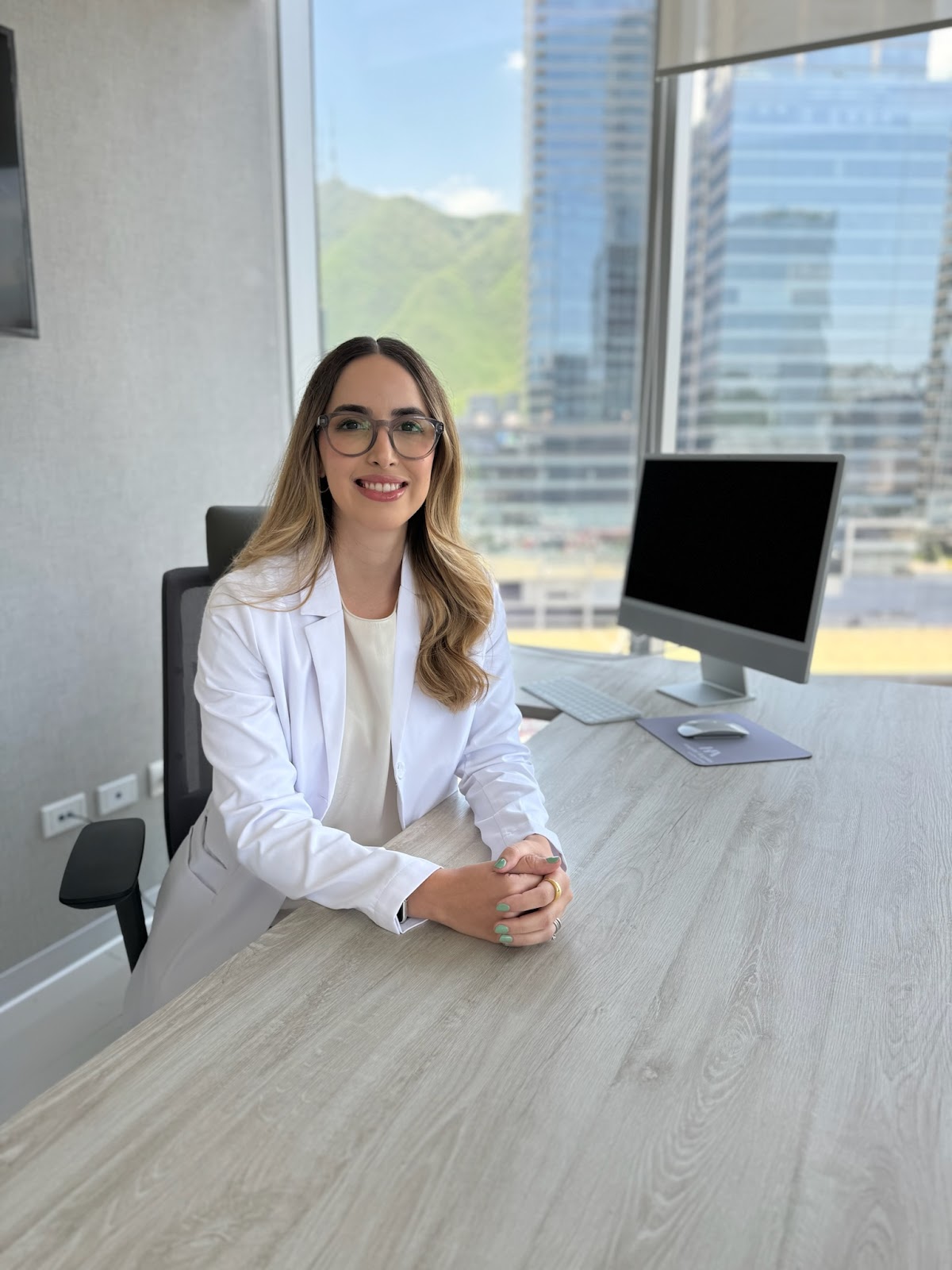 Dra. Itzel Suárez Peña - Ginecología y Obstetricia, San Pedro Garza García