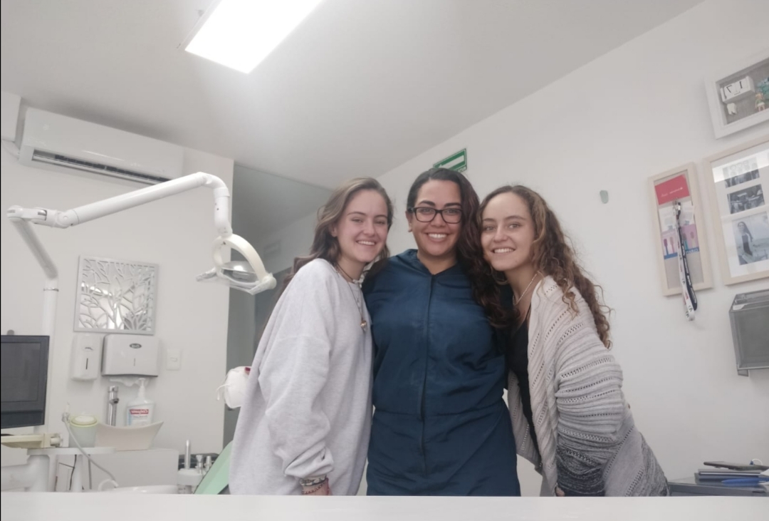 Dra. Patricia Porras Domínguez, Dentista - Odontólogo, Otras zonas