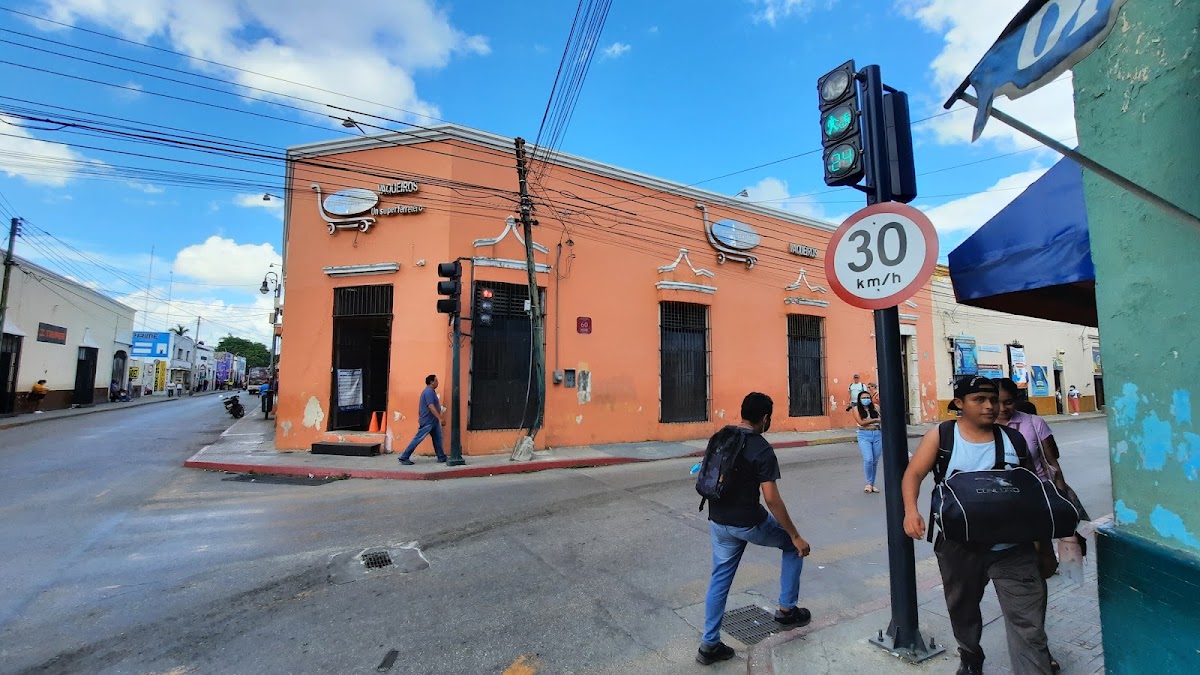 Vaqueiros Ferreteros Centro, Centro de Mérida