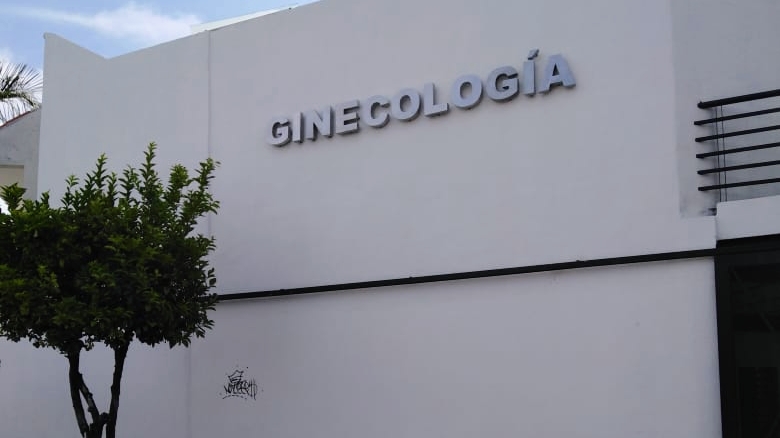 Consultorio de Ginecología, Otras zonas