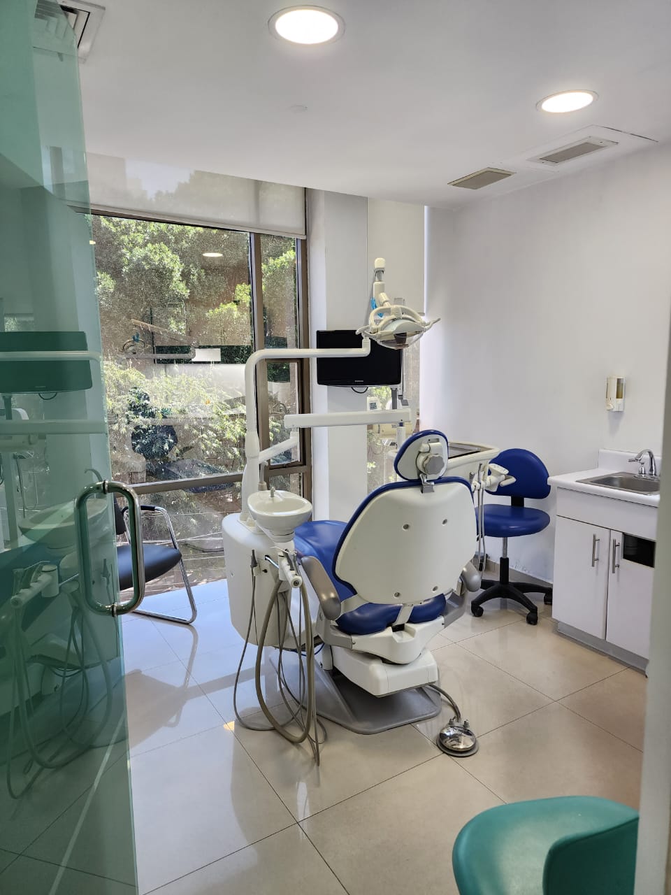 Ortodoncia Esteban Mayorga Dentista, Providencia