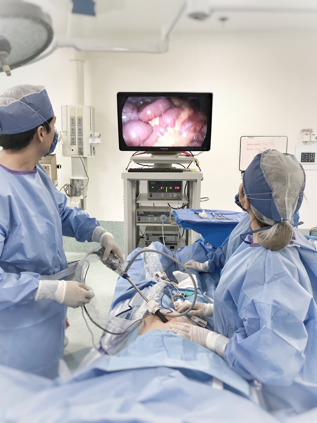 GineMed Ginecología De Alta Especialidad, GDL