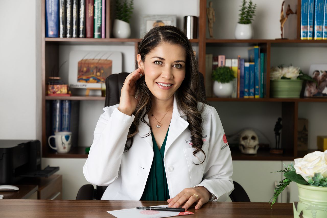 Dra. Dalia Cazarez Perez, QUERETARO