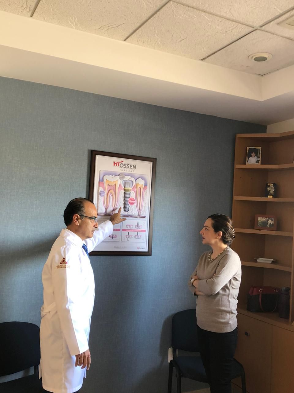 CONSULTORIO DENTAL DR. ENRIQUE FUENTES MERE, LEON
