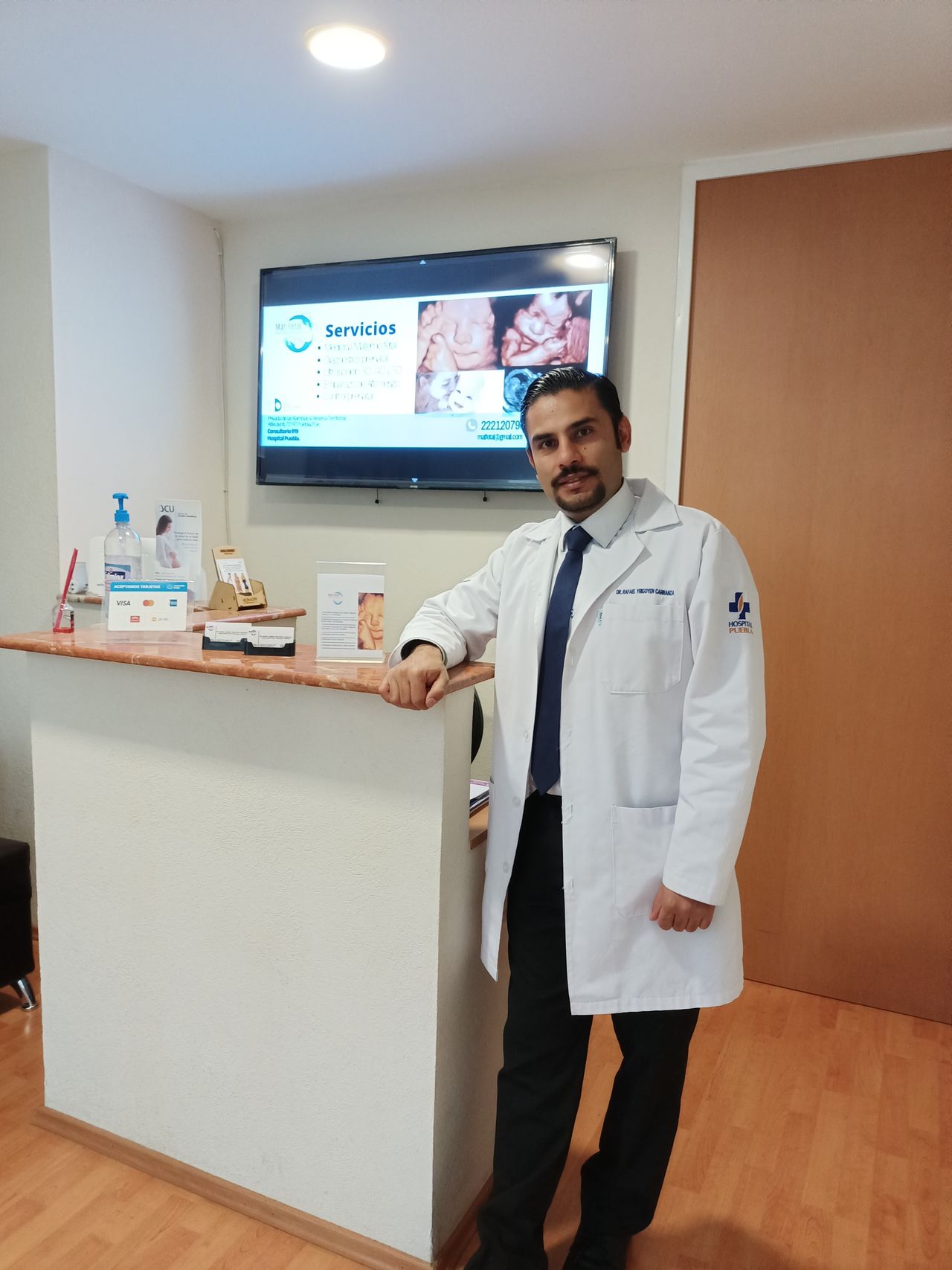 Dr. Rafael Gibran Yrigoyen Carranza, PUEBLA
